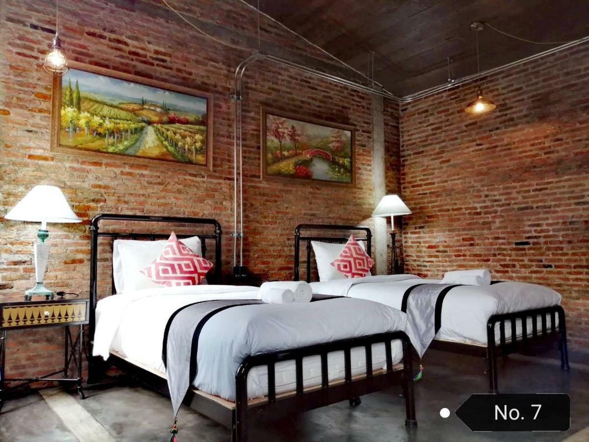 Px122 Dbest Hotel Nan Luaran gambar